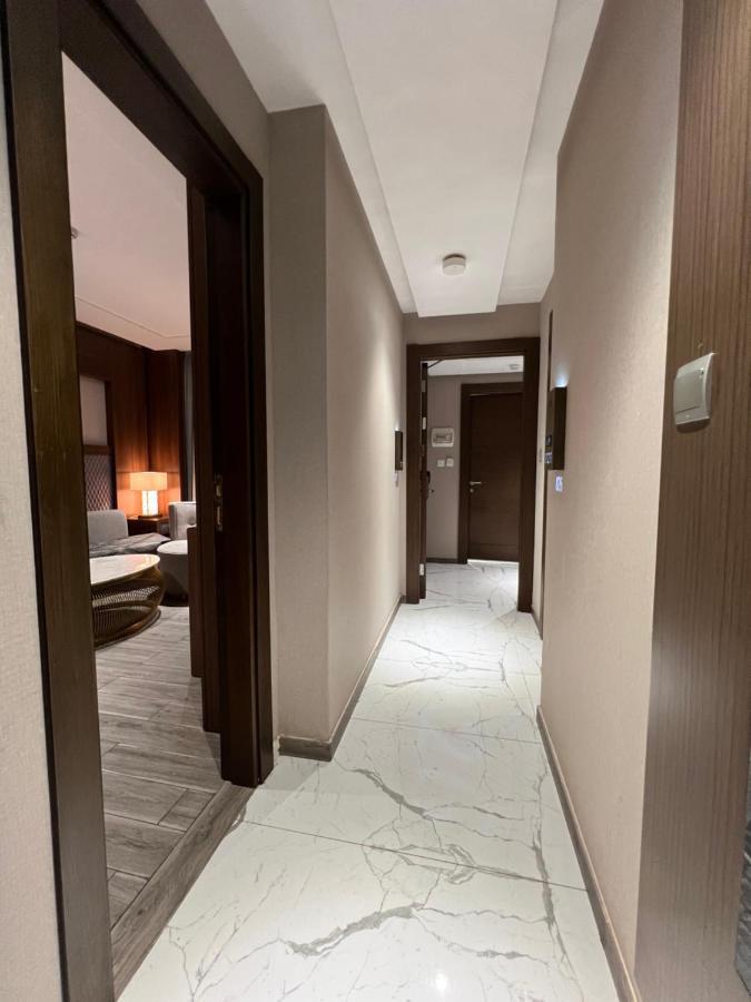 Violet Al Shisha Hotel Mecca Exterior photo A corridor in a hotel
